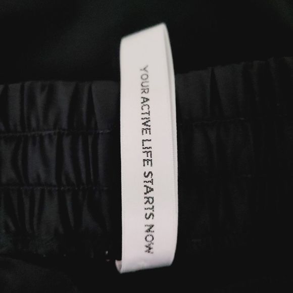 Lorna Jane Night Or Day Jogger Pants L Black Pull-On Pockets Lightweight Harem - Picture 7 of 7